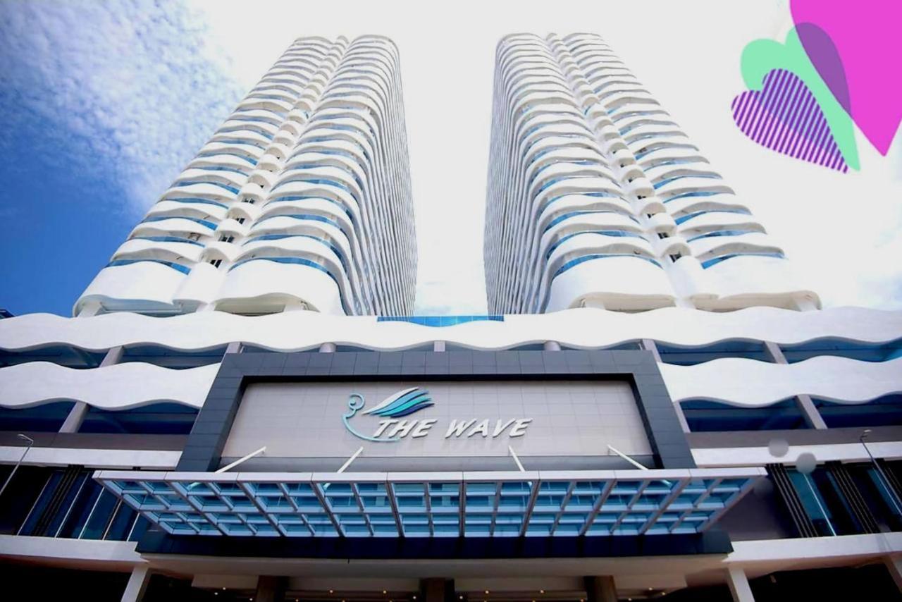 The Wave Suites Melaka エクステリア 写真